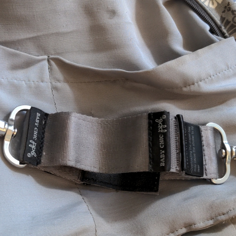 Petunia Pickle Bottom Diaper Bag - Picture 5 of 7